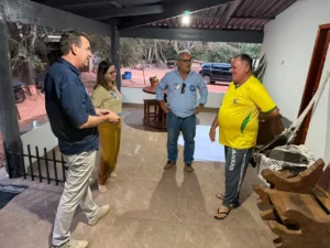 WhatsApp-Image-2026-09-11-at-07.48.41-1-1-300x225 Ari reúne lideranças e colaboradores em visita a Tapurah, Itanhangá e Ipiranga do Norte