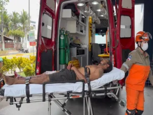 WhatsApp-Image-2026-09-20-at-16.17.22-300x225 Homem é socorrido pelos bombeiros após ser esfaqueado pela esposa