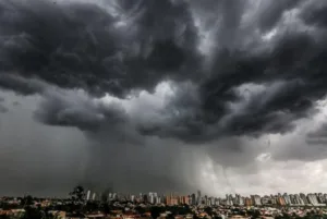 amp-6b55b44a8364df457c05484f401e12af-300x201 Sorriso, Boa Esperança e Lucas do Rio Verde estão sob alerta de tempestades em MT