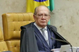 ministro-gilmar-mendes-plenario-stf-300x200 “Qualquer cidadão que tenha a mínima noção do que significa a Polícia Federal não faria isso”, diz Gilmar Mendes