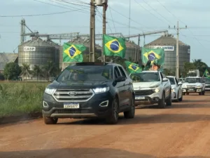 IMG_1883-1-300x225 Passeata reúne apoiadores de Flávio Bolsonaro em Boa Esperança do Norte