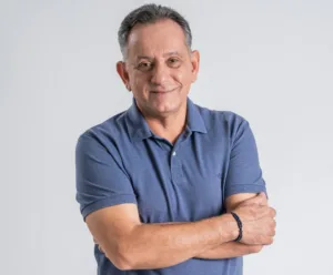 WhatsApp-Image-2026-10-01-at-14.26.59-300x248 Pesquisa aponta renovação de metade da Câmara e recoloca Nilson Leitão em Brasília