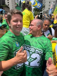 WhatsApp-Image-2026-10-19-at-07.25.02-1-225x300 Wellington Fagundes é o único parlamentar de MT presente no Bloquinho de apoio a Flávio Bolsonaro
